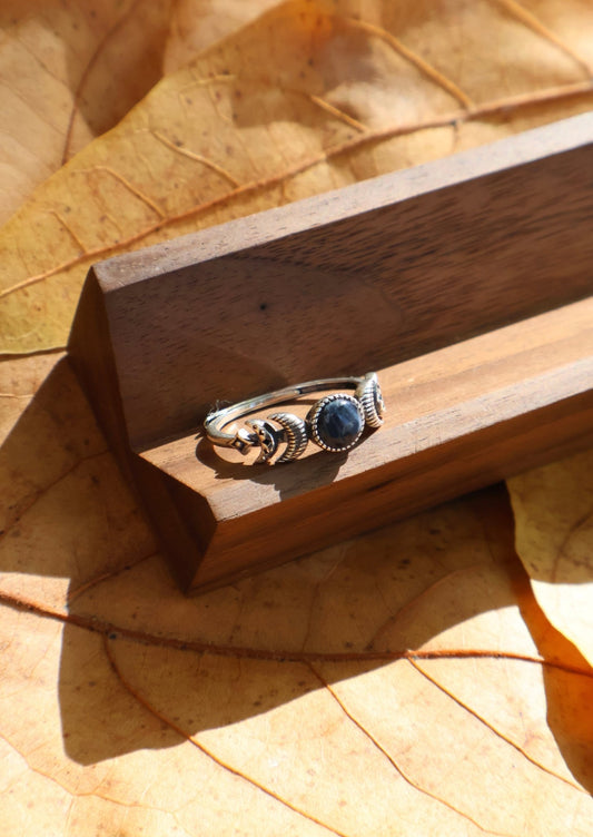 Night watcher - JEN DESIGNRINGS