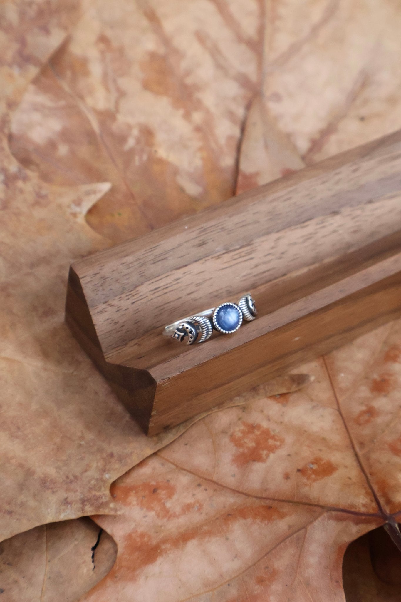 Night watcher - JEN DESIGNRINGS