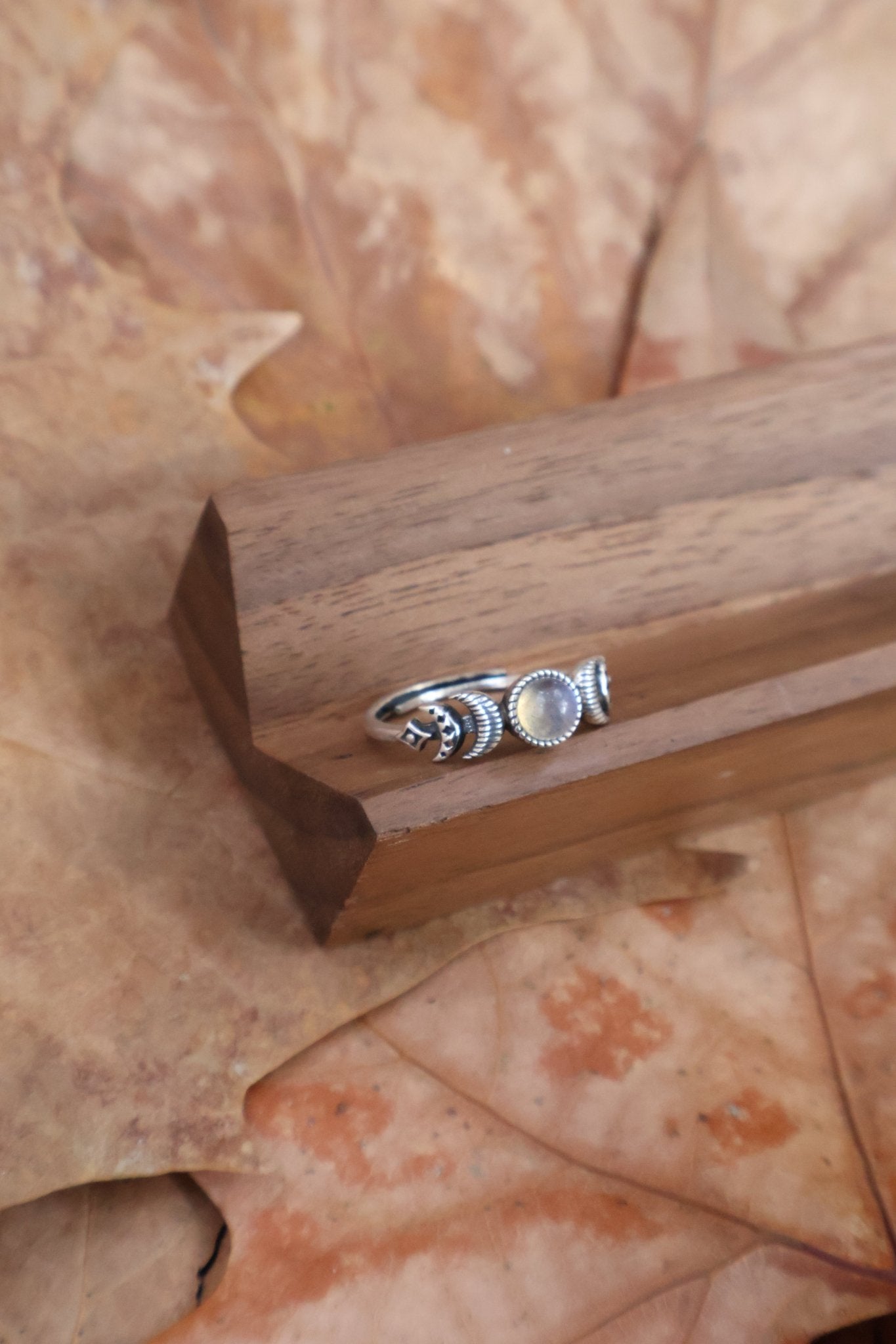 Night watcher - JEN DESIGNRINGS