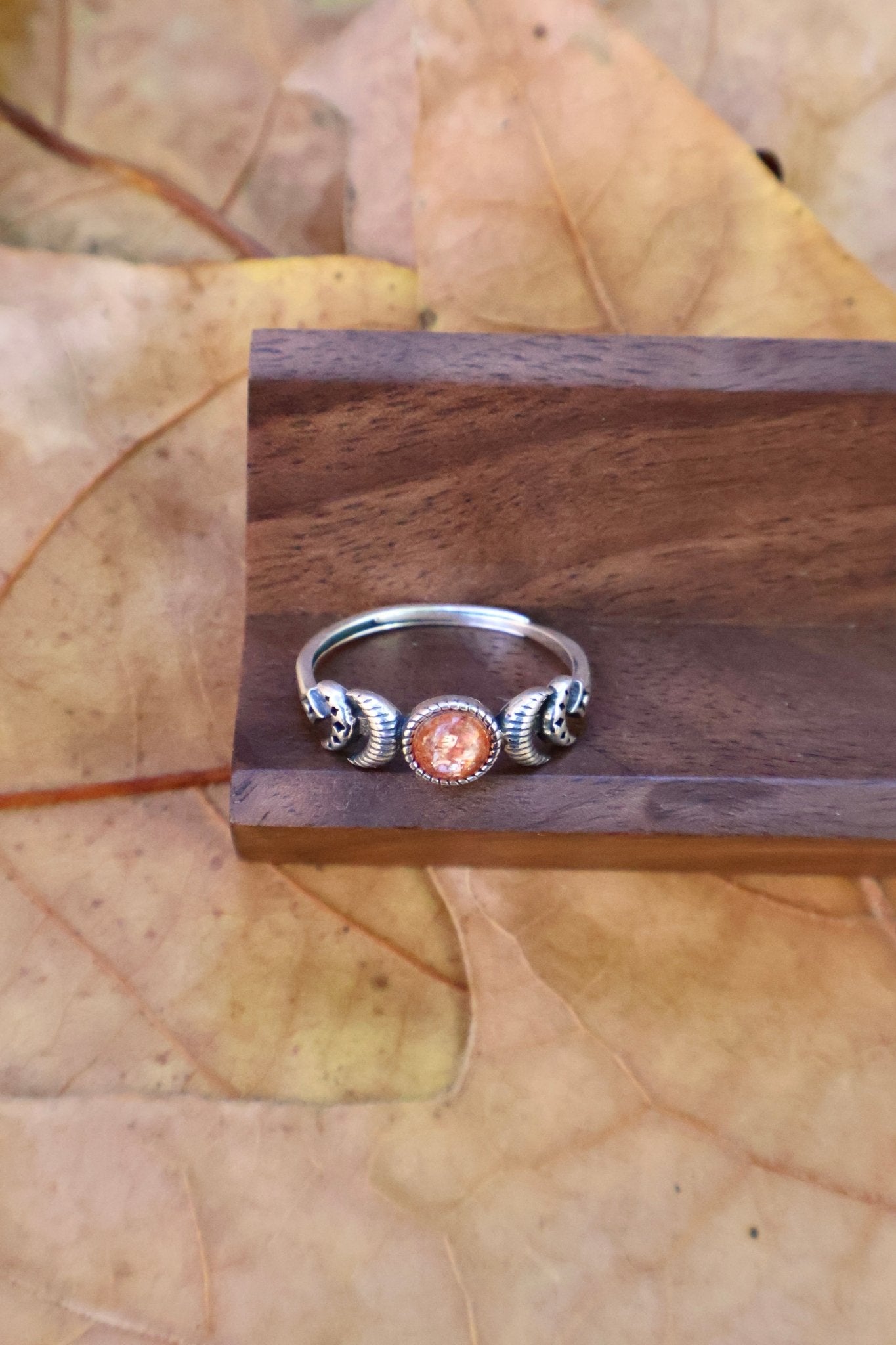 Night Watcher - JEN DESIGNRINGS