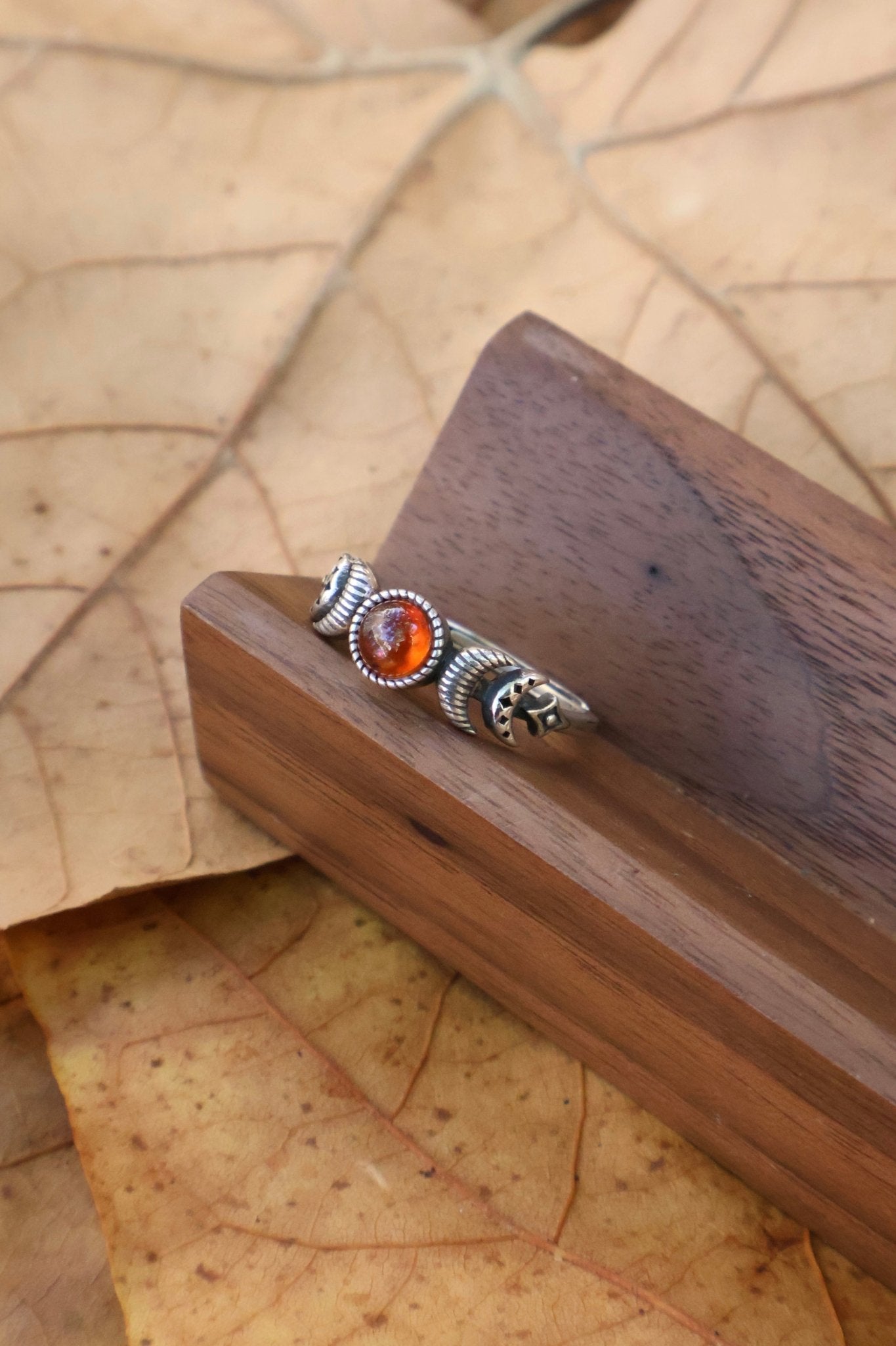 Night watcher - JEN DESIGNRINGS