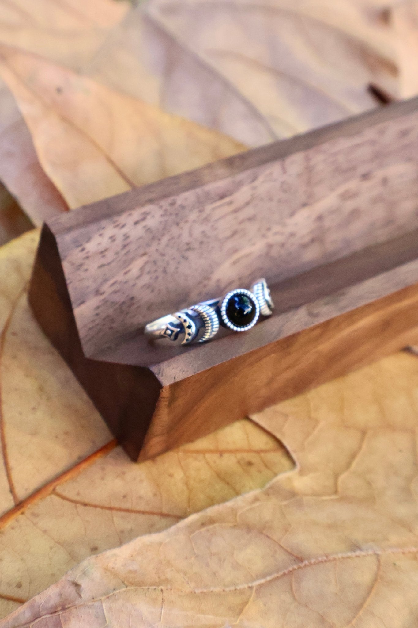 Night Watcher - JEN DESIGNRINGS