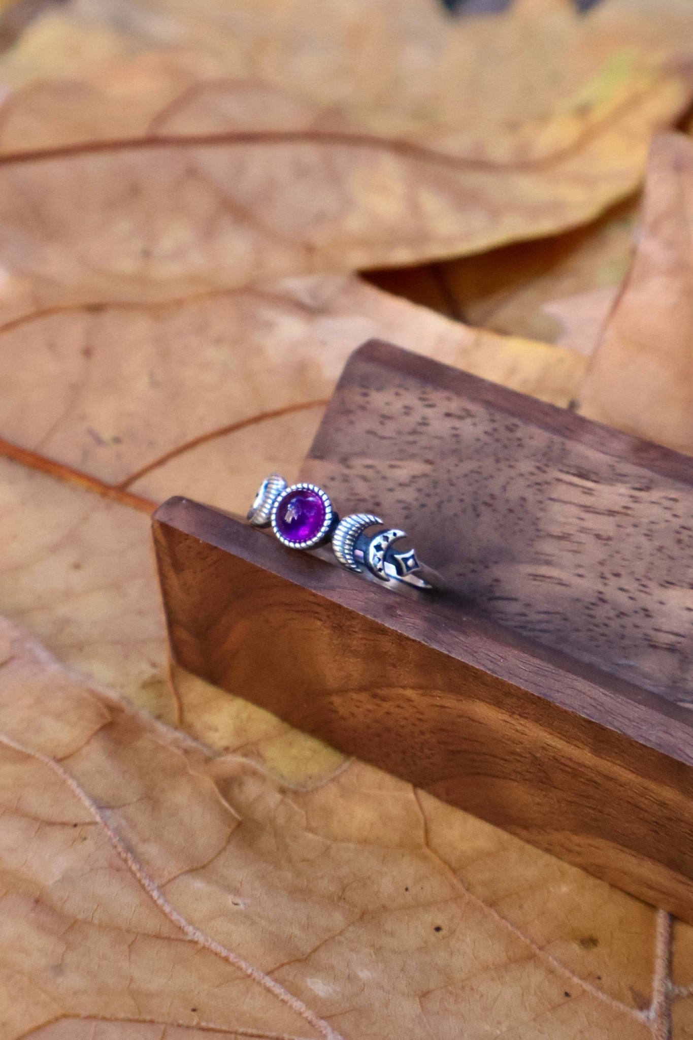 Night Watcher - JEN DESIGNRINGS