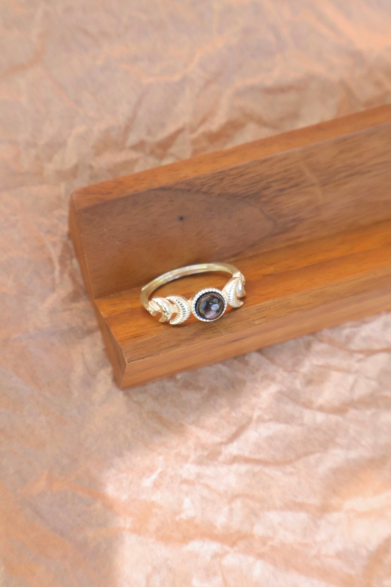 Night Watcher - JEN DESIGNRINGS