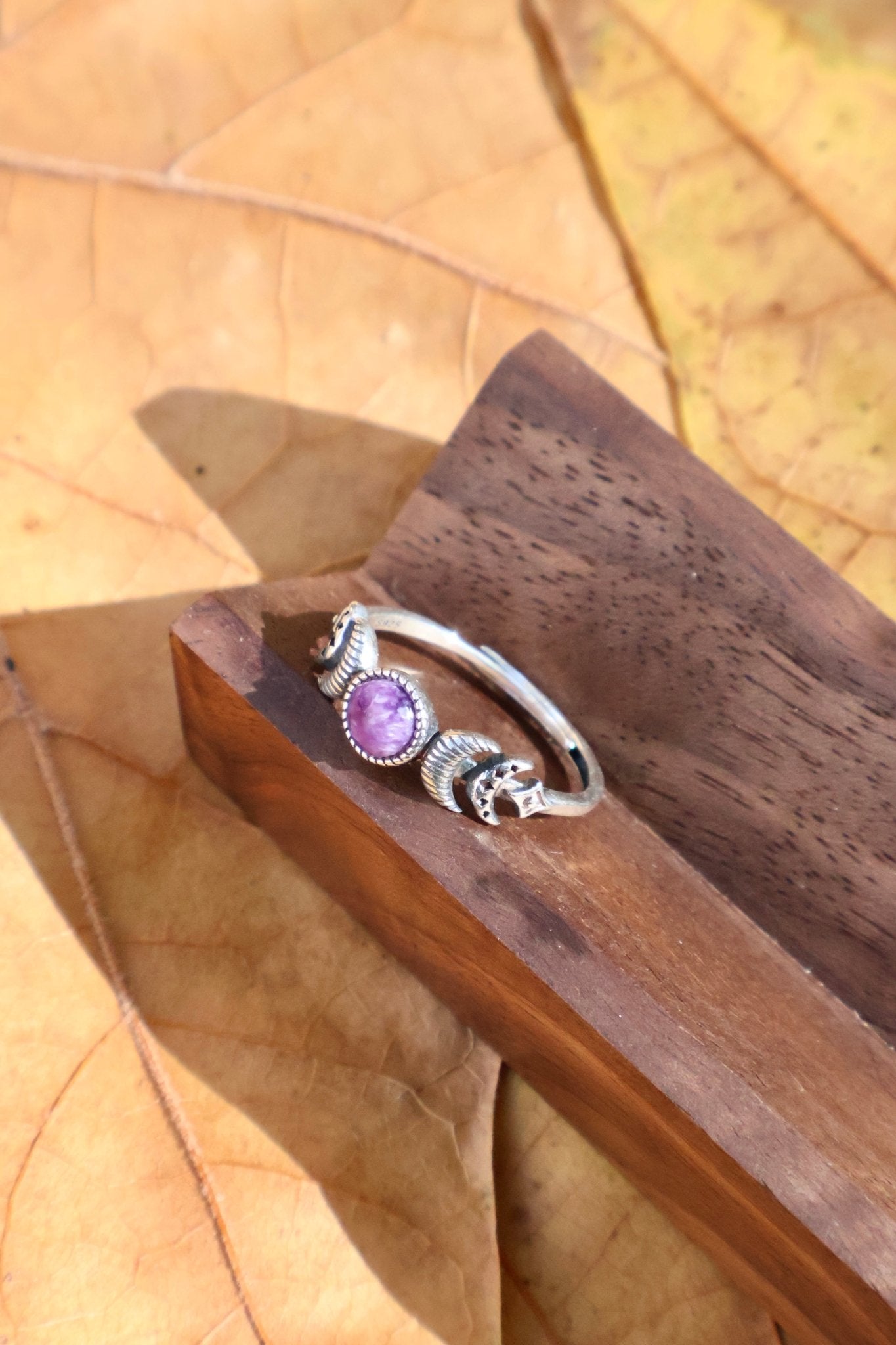 Night Watcher - JEN DESIGNRINGS